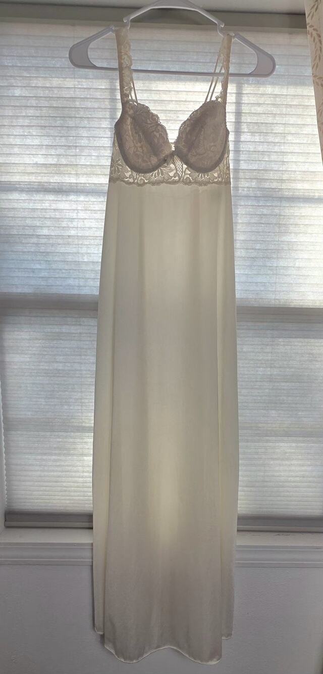 Vintage 1990's Victoria Secret Nylon Slip Large Long Maxi Dress Ivory-RN79090